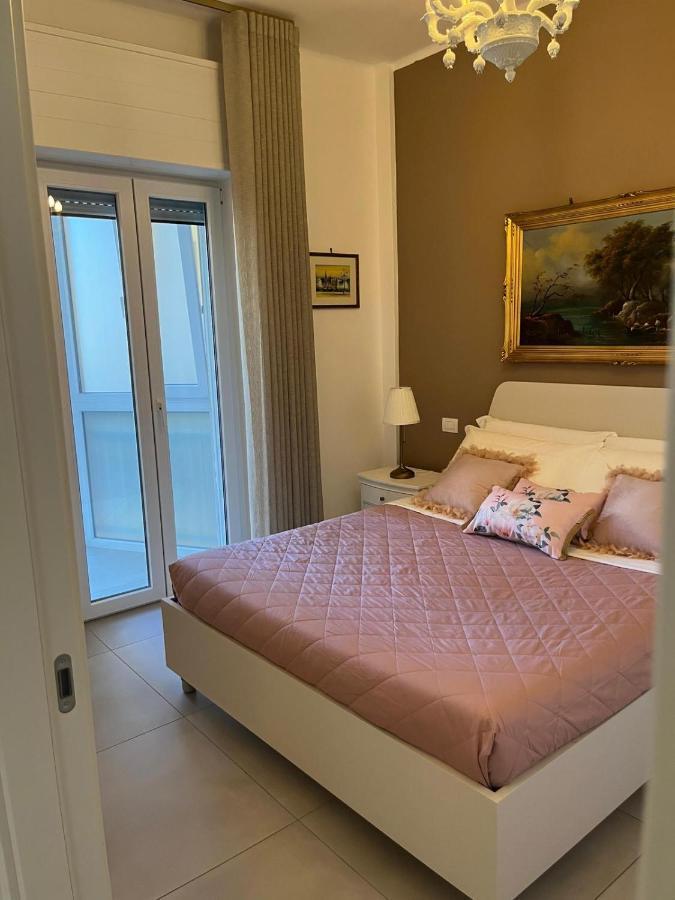 Apartments Ennio Top Class Бари Экстерьер фото
